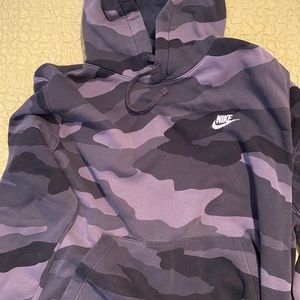 Grey camo Nike sweatshirt
